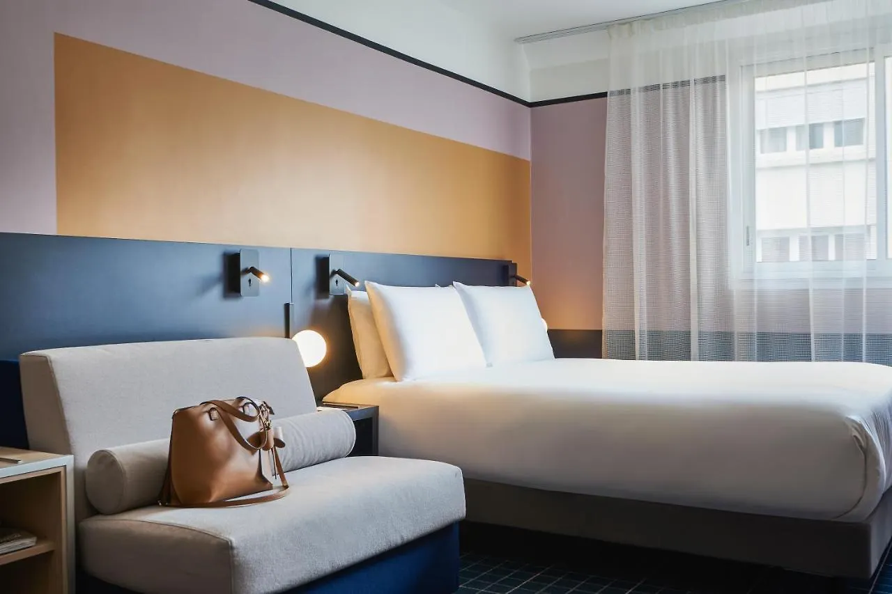 Mercure 15 Porte De Versailles מלון פריז