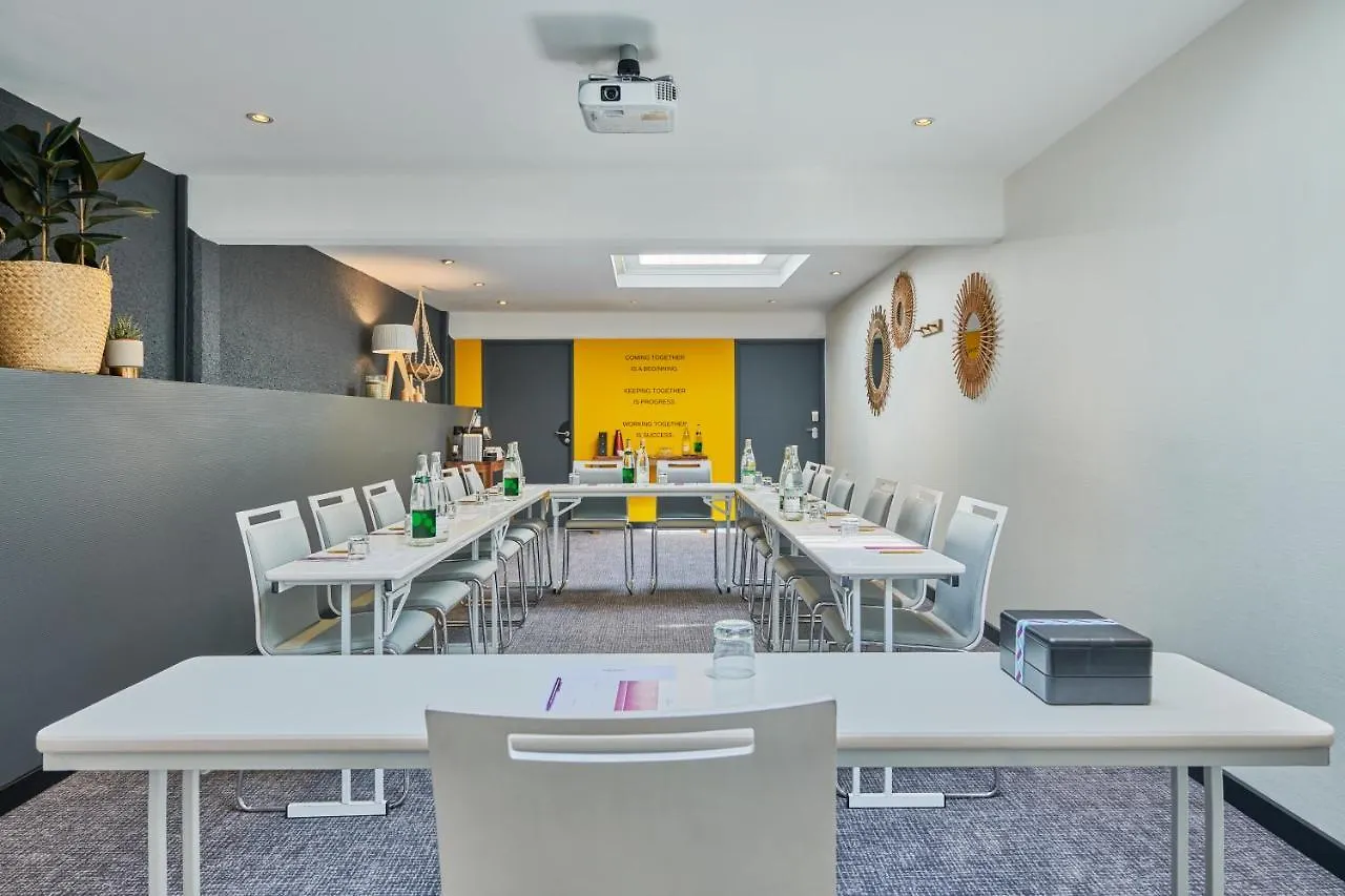 Mercure 15 Porte De Versailles מלון