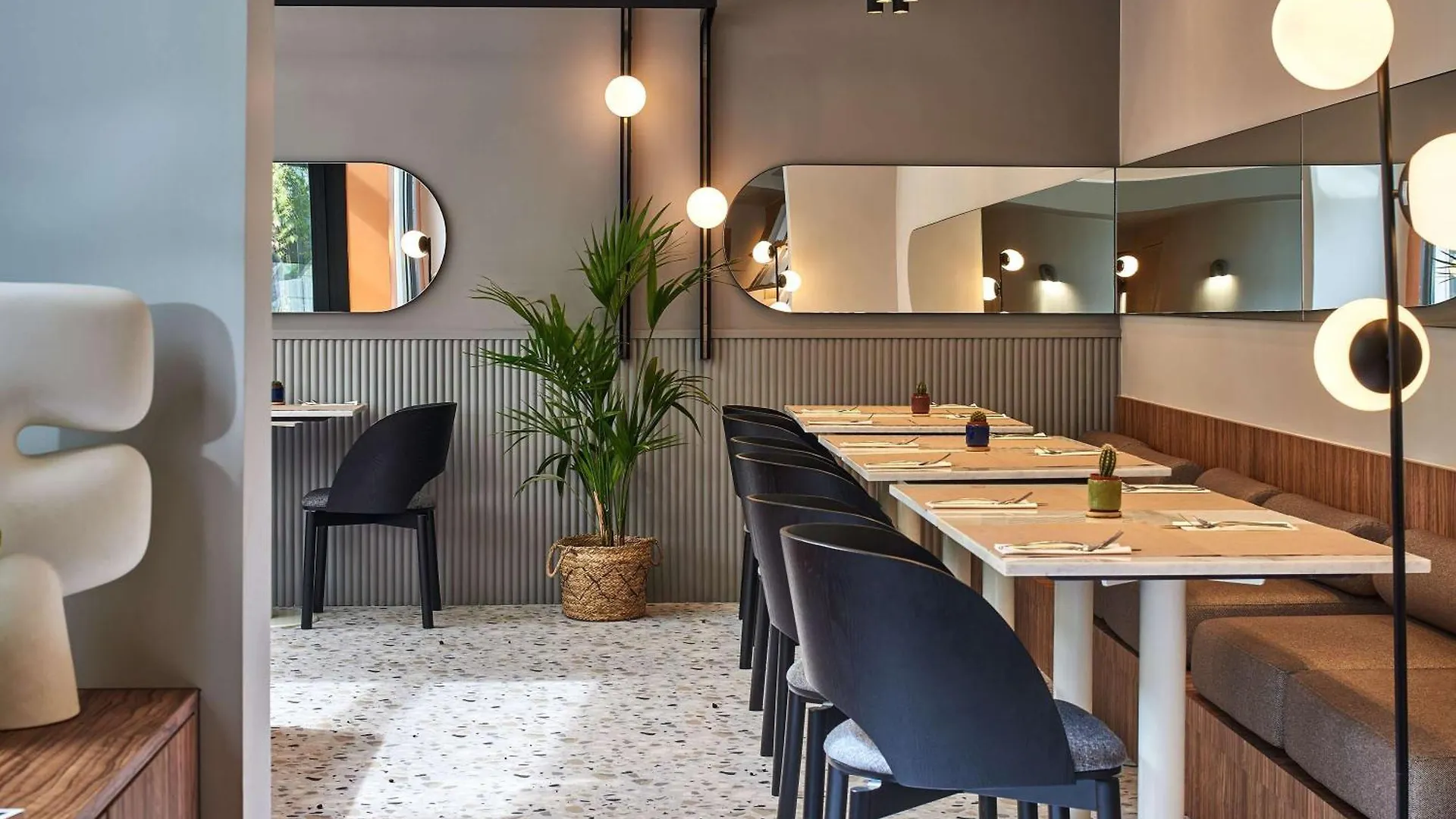 Hotel Mercure 15 Porte De Versailles 4*